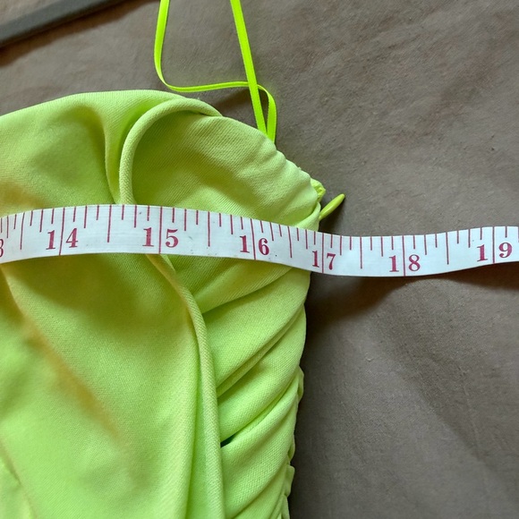 GIAMBATTISTA VALLI DESIGNER GREEN DRESS - Picture 8 of 8